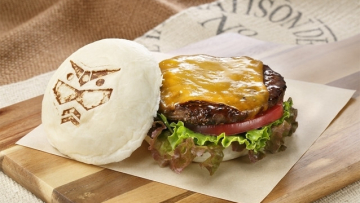 Gundam McDaniel Hamburger (9)