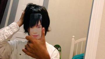 Ingin berfoto selfie yang lucu Cobalah cara berikut ini! (1)