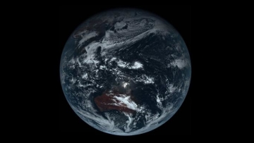 Inilah Wajah Bumi yang Sebenarnya bila Dilihat dari Luar Angkasa (1)