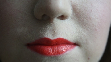 Inilah ciri-ciri dari wanita berumur yang mencoba terlihat muda di Jepang