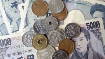 Japanese-money_752450_large Japanese-money_752450_large