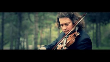 Suat Erdem, pemain biola dari Turki (1)