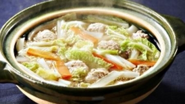 Tori-tsukune nabe, bakso ayam dalam cawan panas khas Jepang (1)