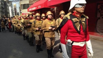 Wow, cosplayer menguasai jalanan di Osaka, Jepang! (1)