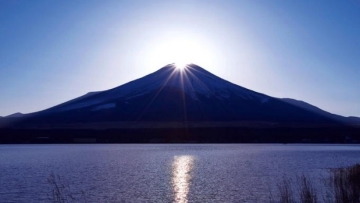 fenomena-diamond-fuji-tarik-wisatawan-kG5