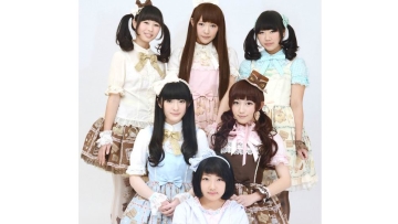 meltia, idol group yang menyanyi dan menari mengenakan pakaian lolita!