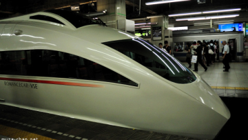 odakyu-romance-car-09