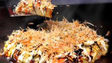 osaka-punya-sederet-kedai-okonomiyaki-l-cbca21