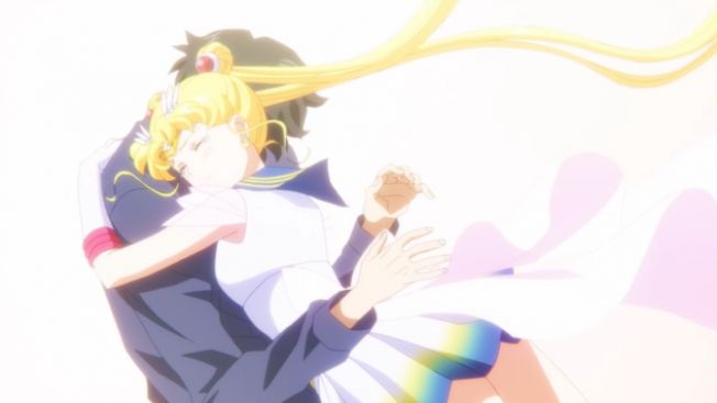 Scene Sailor Moon dan Tuxedo Mask dalam trailer. (Youtube: sailormoon-official)