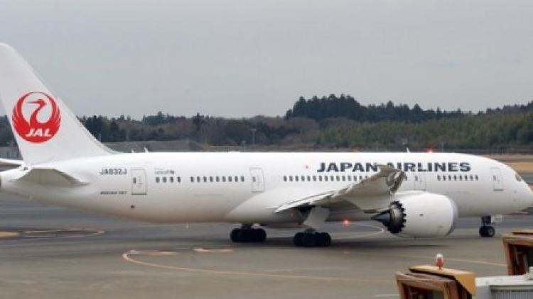 1723577Dreamliner-milik-Japan-Airlines780x390
