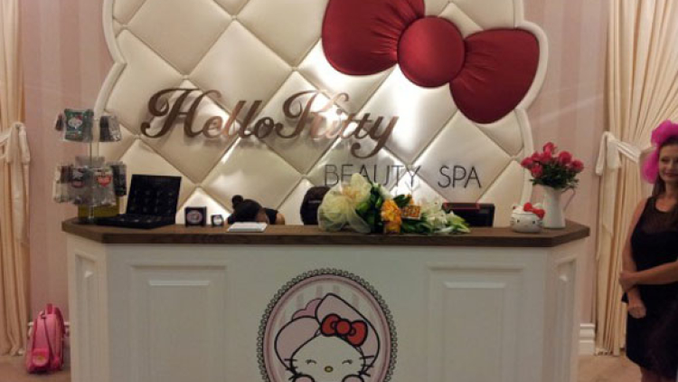 1worlds-first-hello-kitty-beauty-spa-in-dubai-6