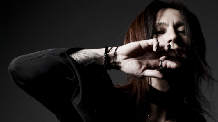 sugizo sugizo