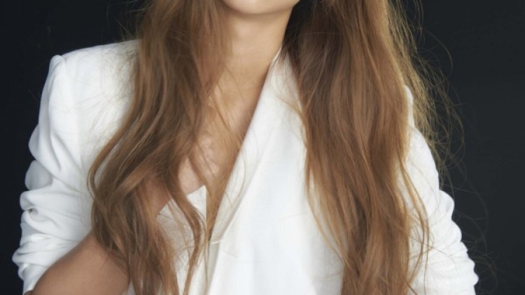 Uncontrolled_A_main_軽-600x901