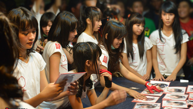 JKT48-billiard-16 JKT48-billiard-16