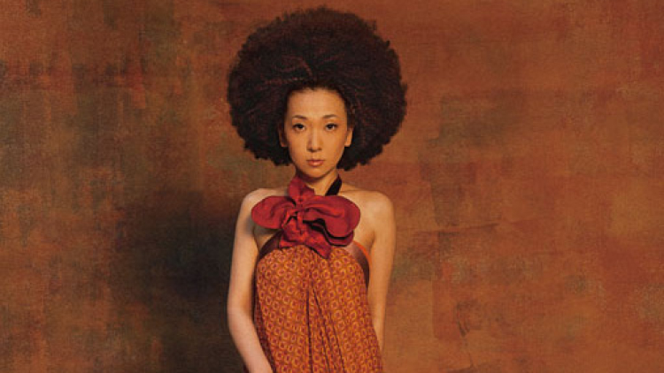 misia - crop misia - crop