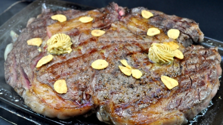 Stand-up_Steak_02