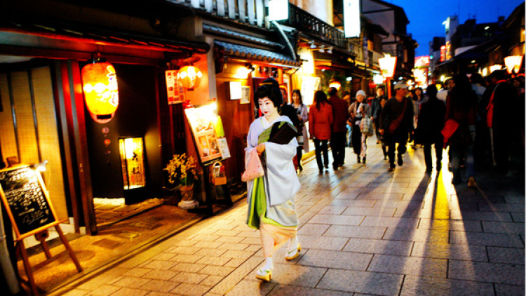 25hours_CA0-articleLarge