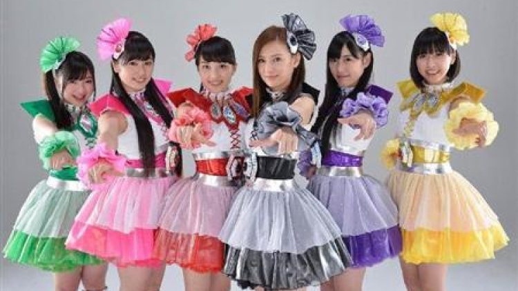 Keiko-Kitagawa-Joins-Momoiro-Clover-Z-07