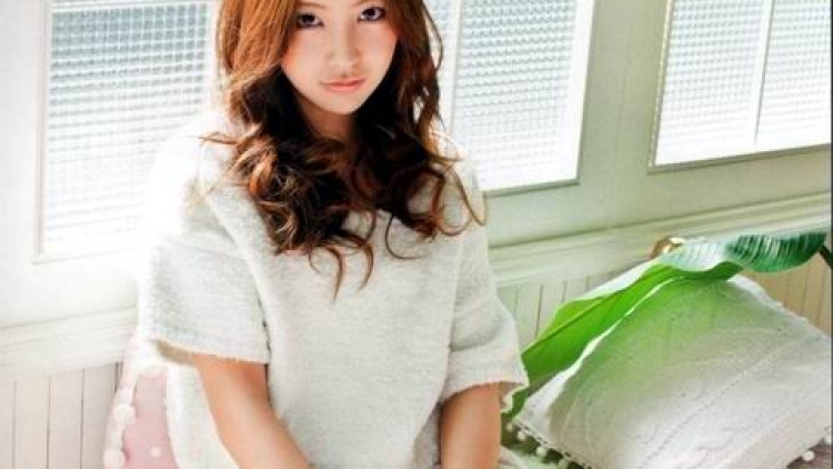 tomomi-itano-tv-311805577