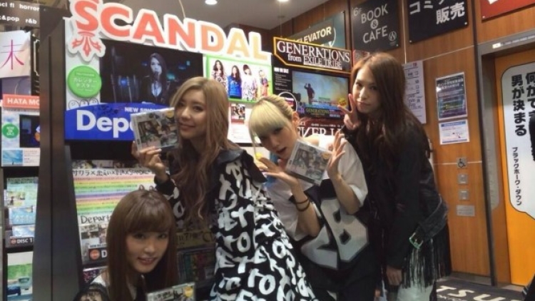 Scandal-Breaks-Sales-Records-with-their-newest-single-Departure-1-620x400