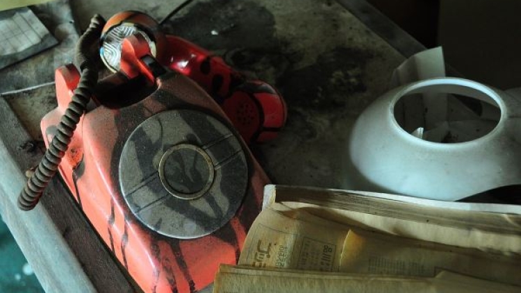 mystery-phone-call-abandoned-villa-japan-spooky-01