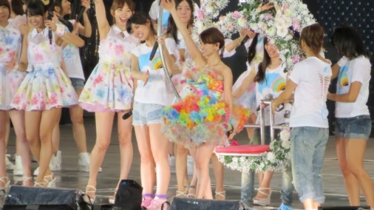 Yuko-Oshima-Graduates-AKB48-01 Yuko-Oshima-Graduates-AKB48-01