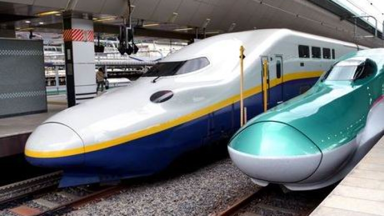 doubledeckshinkansen1 doubledeckshinkansen1