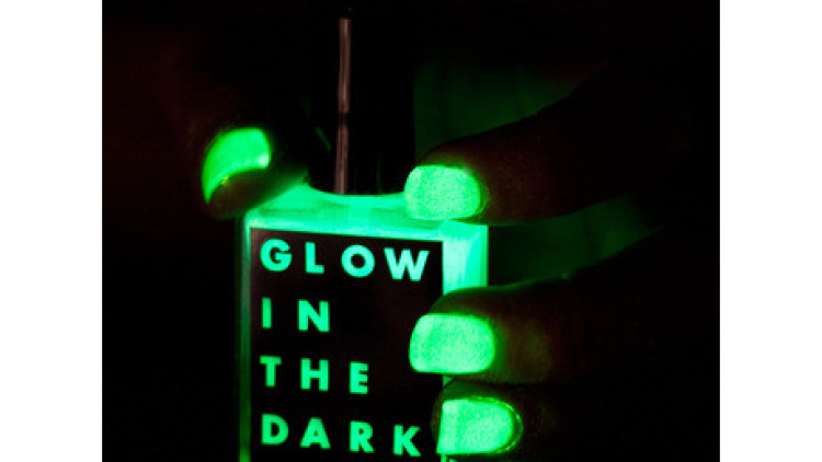 glow (1) glow (1)