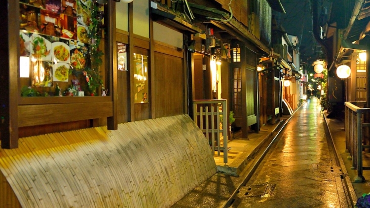 pontocho-kyoto-night-big pontocho-kyoto-night-big