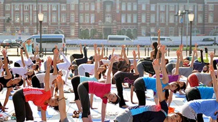 morning yoga japan (1)