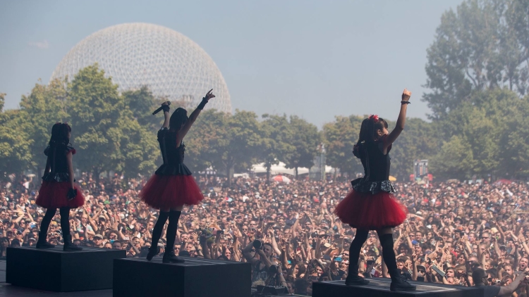 BABYMETAL-at-HEAVY-MONTREAL