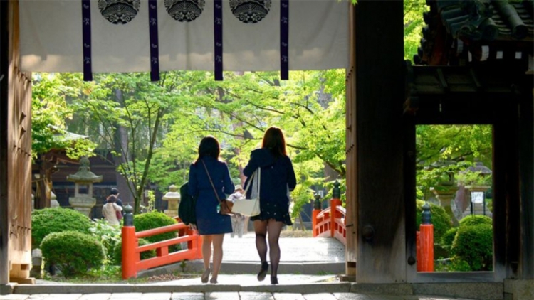 Imamiyajinjashrineaug4-775x437