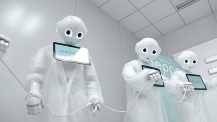 robot-rp-23-juta-ikut-tantangan-ice-bucket-challenge