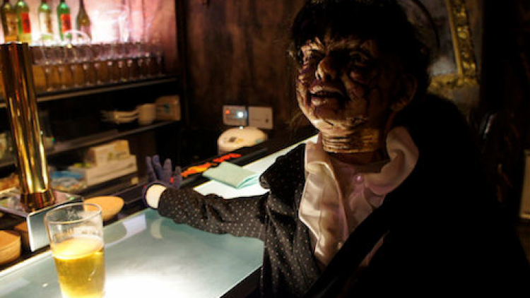 kaidan bar cafe horror (1)