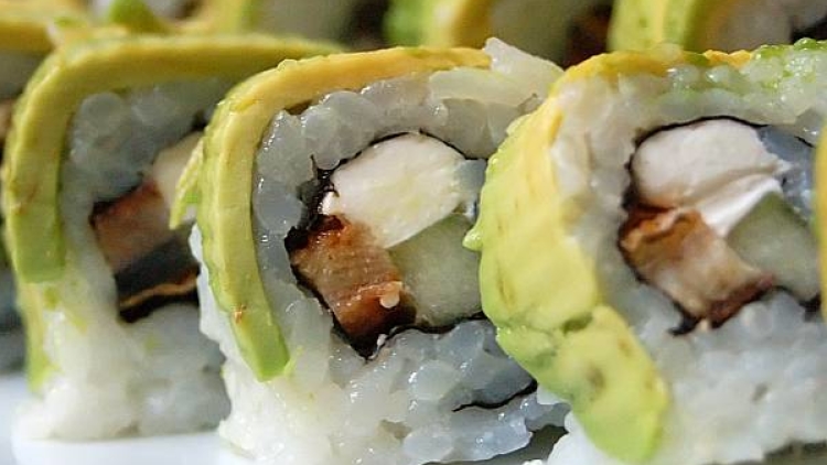 sushi rollz sushi rollz