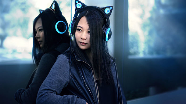 Premium AI Image | Anime girl with headphones and a laptop Generative AI-demhanvico.com.vn