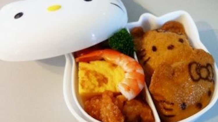 hello-kitty-inarizushi (1)