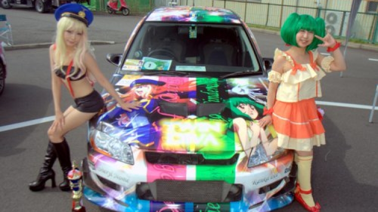 itasha cosplay driving school (1)