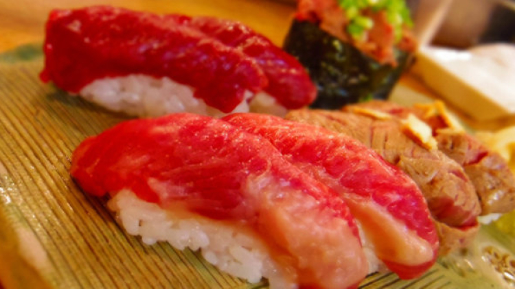sushi-dari-daging-kuda (1) sushi-dari-daging-kuda (1)