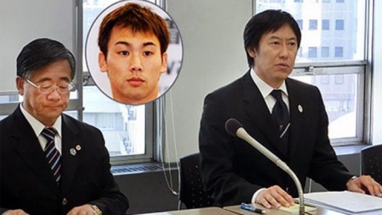 konperensi-pers-oleh-suzuki-kanan-chairman-federasi-renang-jepang-dan-masafumi-izumi_20141103_072122