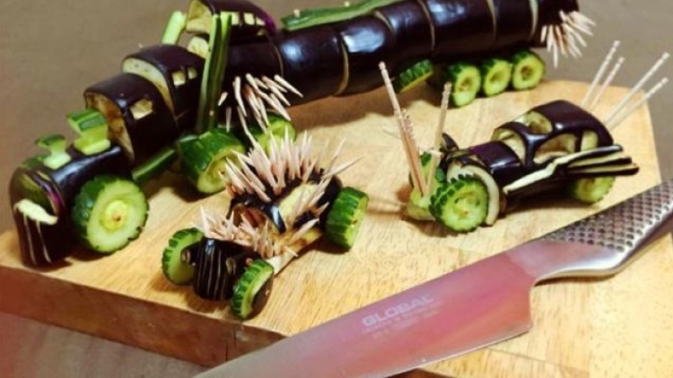 Pengguna Twitter di Jepang ciptakan mobil-mobil Mad Max dari sayuran (1)