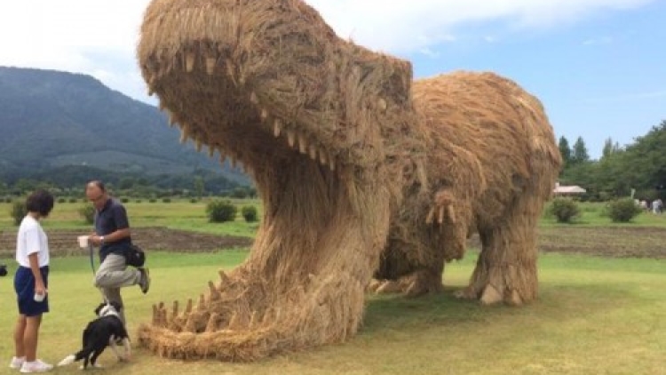Batang Padi Wara Festival Dinosaurus Batang Padi Wara Festival Dinosaurus