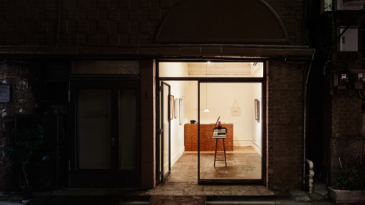 Di Ginza, Ada Toko Buku Yang Hanya Menjual Satu Judul Buku Per Minggunya