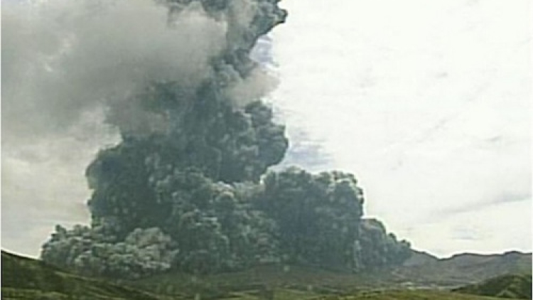 Gunung Aso Meletus Gunung Aso Meletus