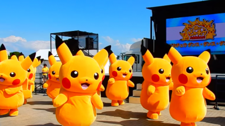 Pikachu Menari Lagu Flo Rida & Robin Thicke