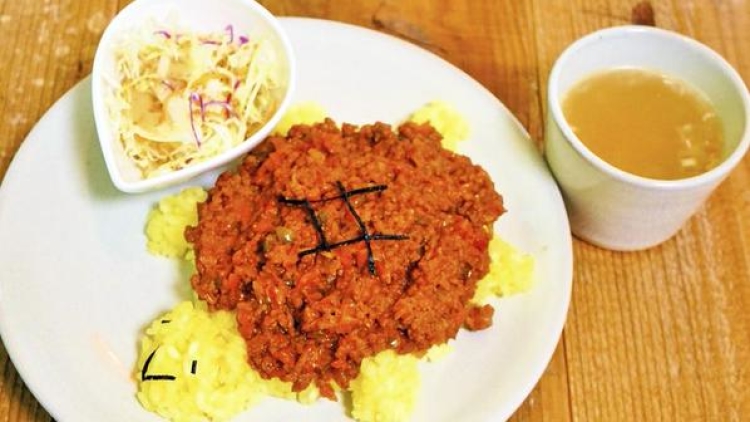 Oishii! Kafe di Jepang hidangkan kari kura-kura yang imut!