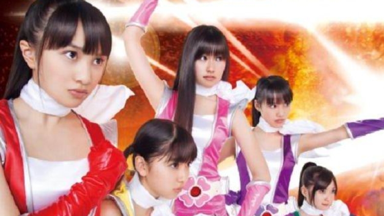 Rencana konser Momoiro Clover Z khusus untuk penonton pria menuai protes organisasi wanita2 Rencana konser Momoiro Clover Z khusus untuk penonton pria menuai protes organisasi wanita2