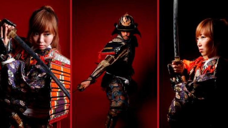 Sugoi! Kini kalian bisa berfoto mengenakan armor samurai di Samurai Studio! (3)