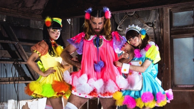 LADYBABY Single ke-2 Age Age Money copy