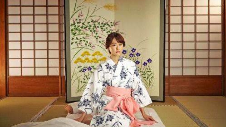 Mirei Kiritani 65 Tahun Sumika Sumire